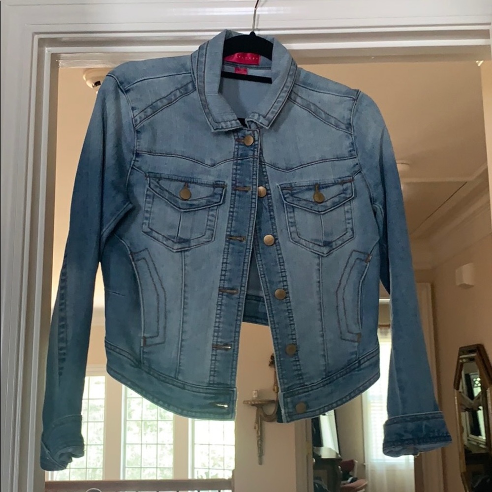 Cropped jean jacket